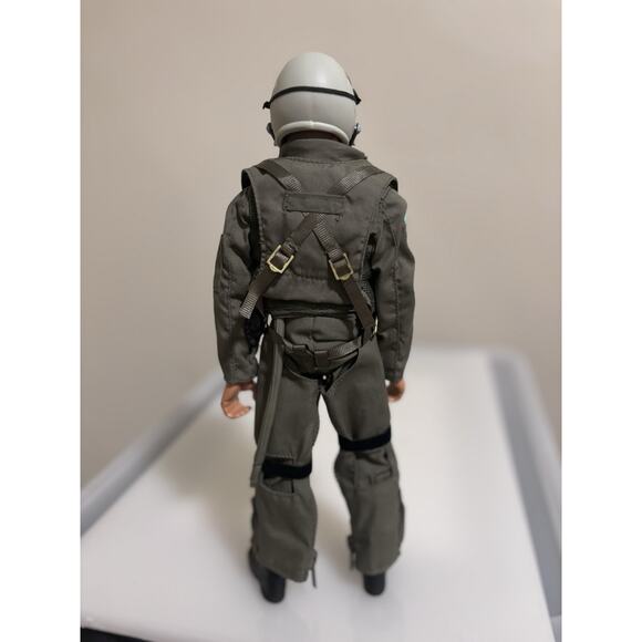 GI JOE 12" FAO Schwarz F15E Pilot Pre-Owned VG Condition - Picture 5 of 15